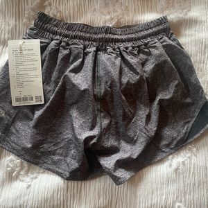 Lululemon hotty hot lined shorts 4”